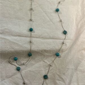 Elegant Turquoise and Silver Necklace